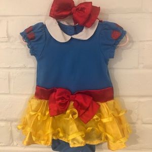 Disney’s baby Snow White costume and headband